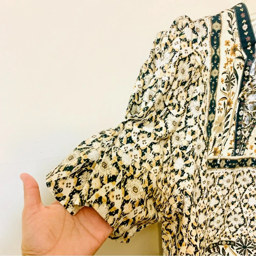Anthropologie Pleated Puff-Sleeve Blouse Boho Peasant Top - Size Medium